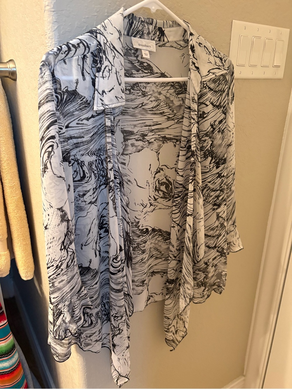 dressbarn Black & White Abstract Open-Front Draped Jacket